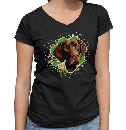 Big Clover St. Patrick's Day Labrador Retriever (Chocolate) - Women's V-Neck T-Shirt